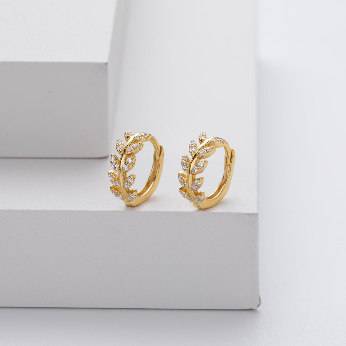 Grain Pattern Women’s Earrings in 925 Sterling Silver with 18K Real Gold Plated 0.03µm and Three-dimensional Zircon Inlay